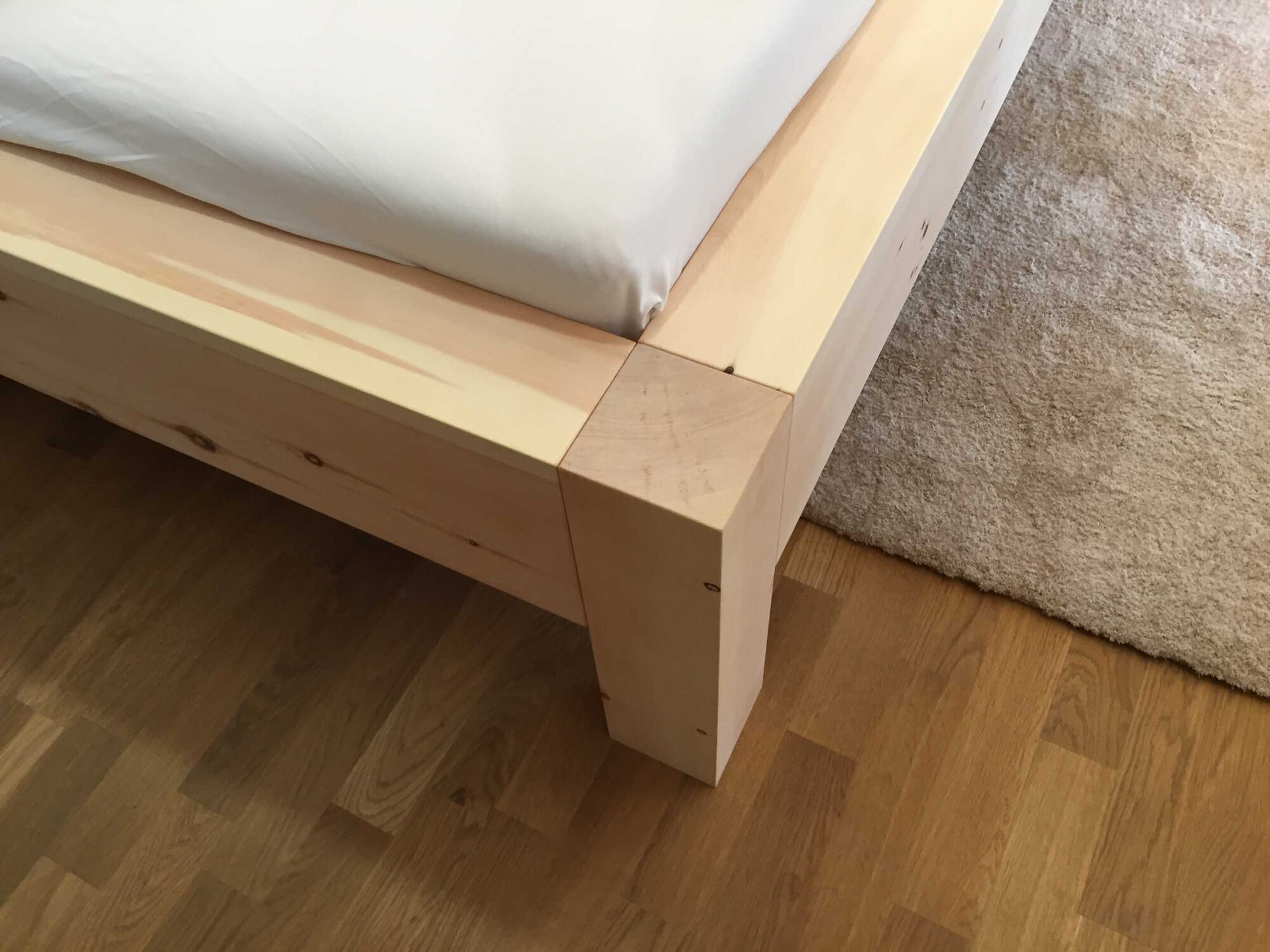 Zirbenbett Starnberg Fuß