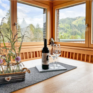 Chalet im Allgäu mit herrlicher Aussicht - wir durften das Zirbenbett und das Schlafsystem einbauen